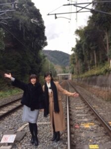 松本伊代さん早見優さん線路立ち入り